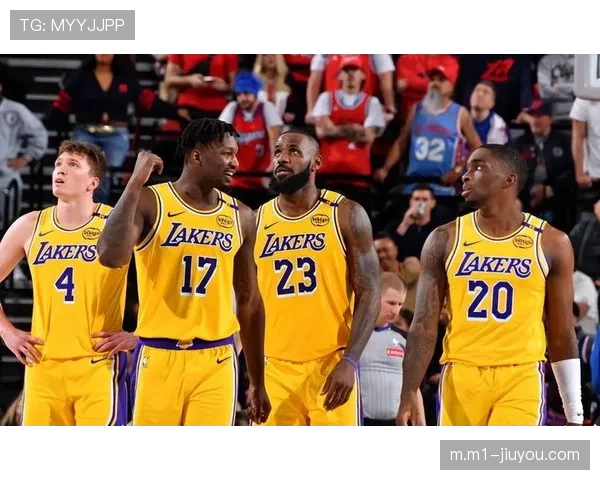 湖人里夫斯19分5助 后场组织能力关系季后赛上限